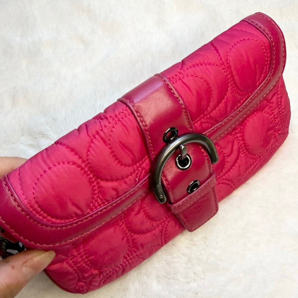 Vintage Coach y2k Soho Quilted Wristlet - Picture 4 of 7